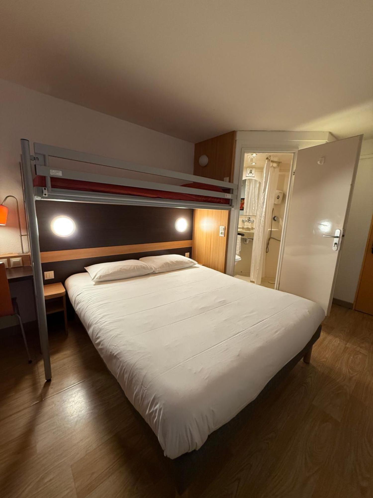 B&B Hotel Lisieux Parc Des Expositions Dış mekan fotoğraf