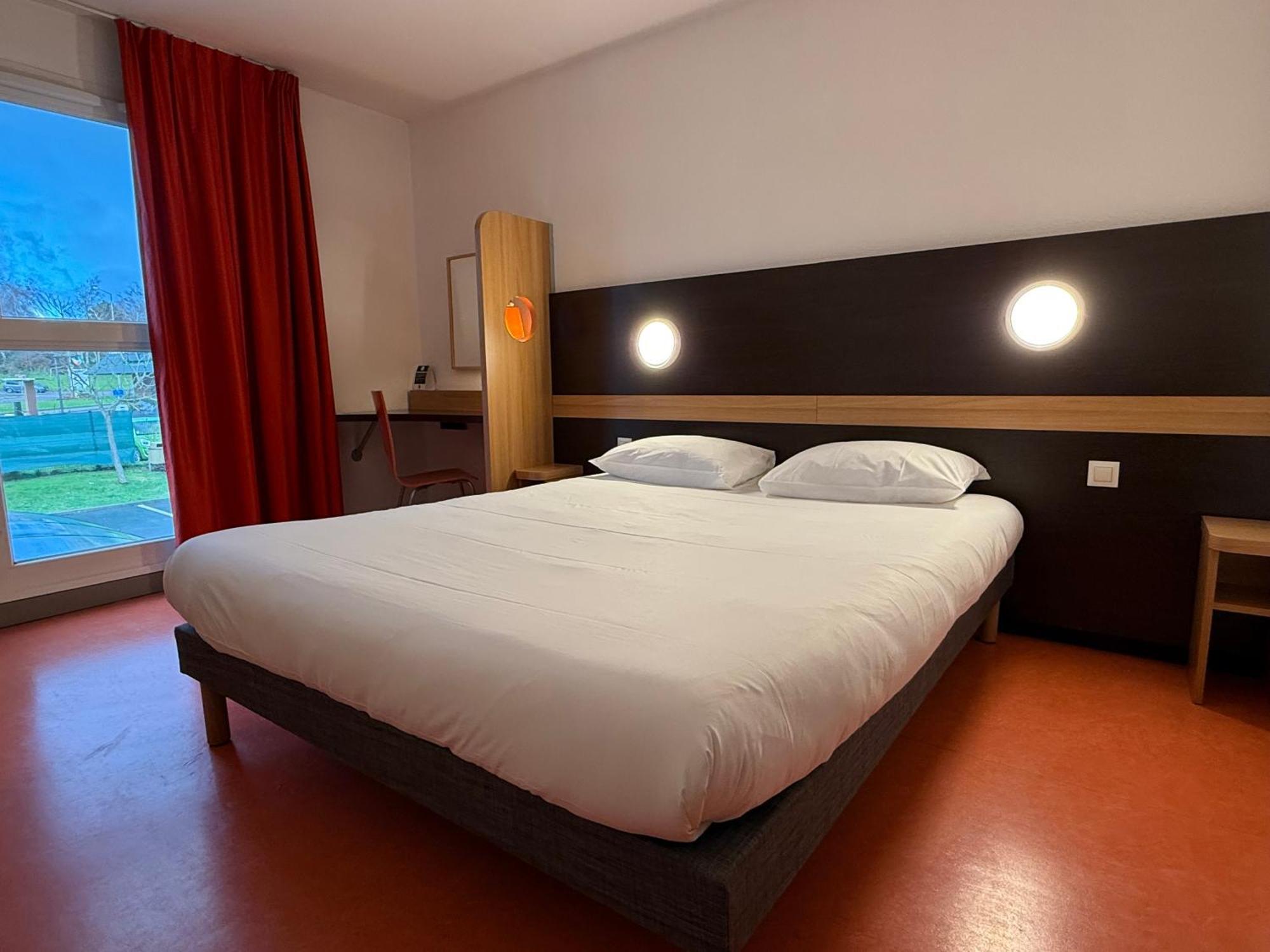 B&B Hotel Lisieux Parc Des Expositions Dış mekan fotoğraf