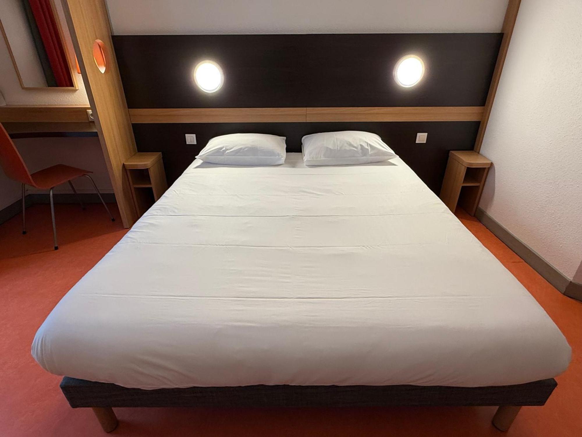 B&B Hotel Lisieux Parc Des Expositions Dış mekan fotoğraf